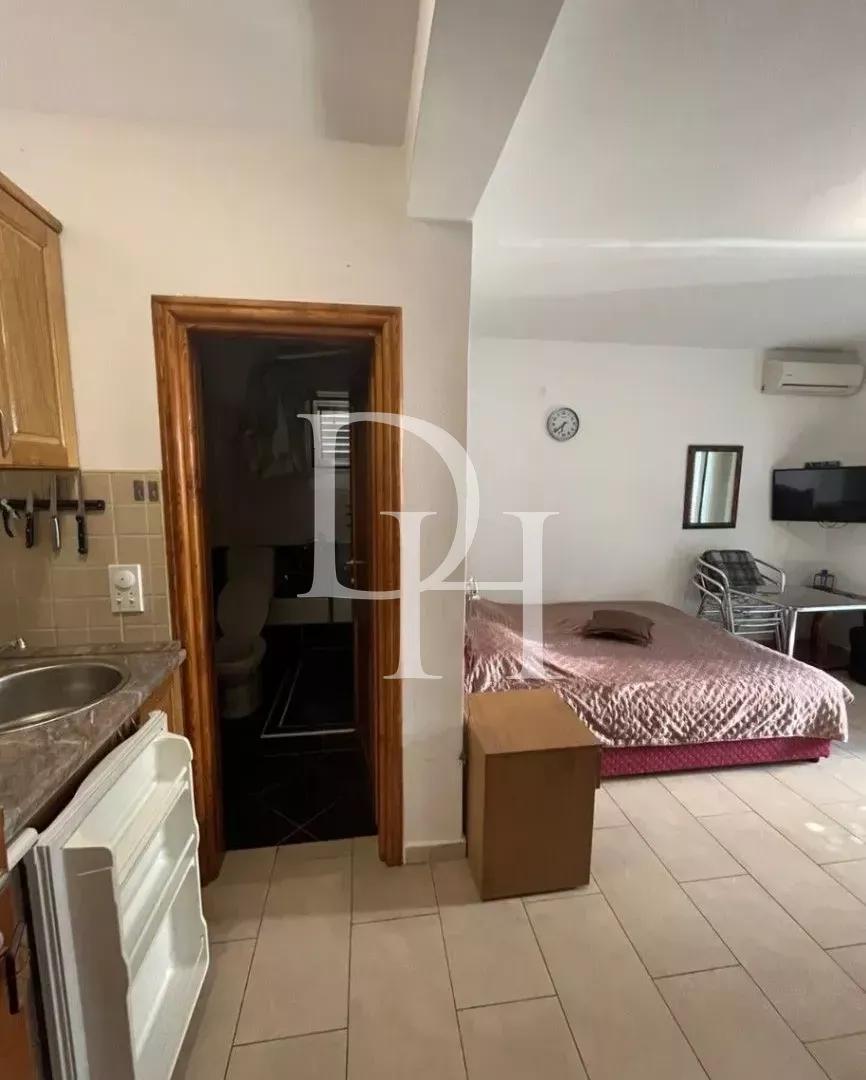 Коммерческая / Отель, Черногория, О. Бар, Добра вода, 320 000 € фото 3