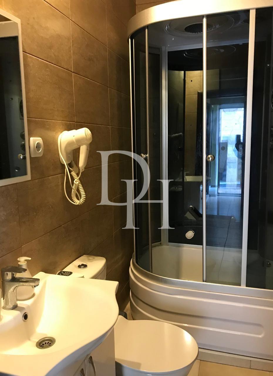 Коммерческая / Отель, Черногория, О. Бар, Бар, 530 000 € фото 2