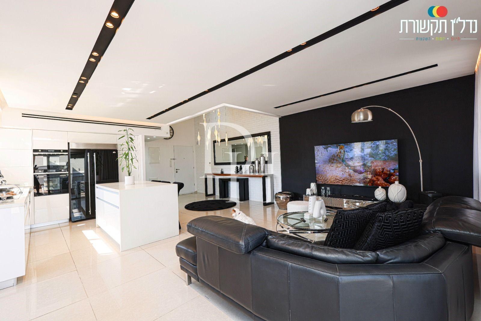 Апартаменты / Пентхаус, Израиль, Тель-Авивский, Холон, 1 700 000 € фото 2