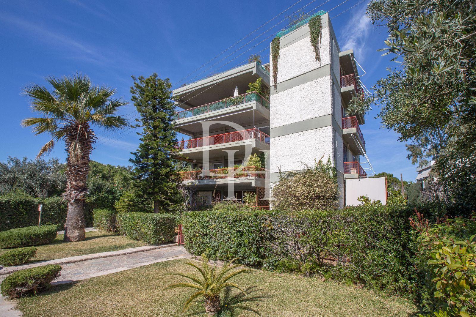 Apartments in Vulagmeni , Greece, 193m2 - for 900&nbsp;000€ - Ref: 62456 photo 1