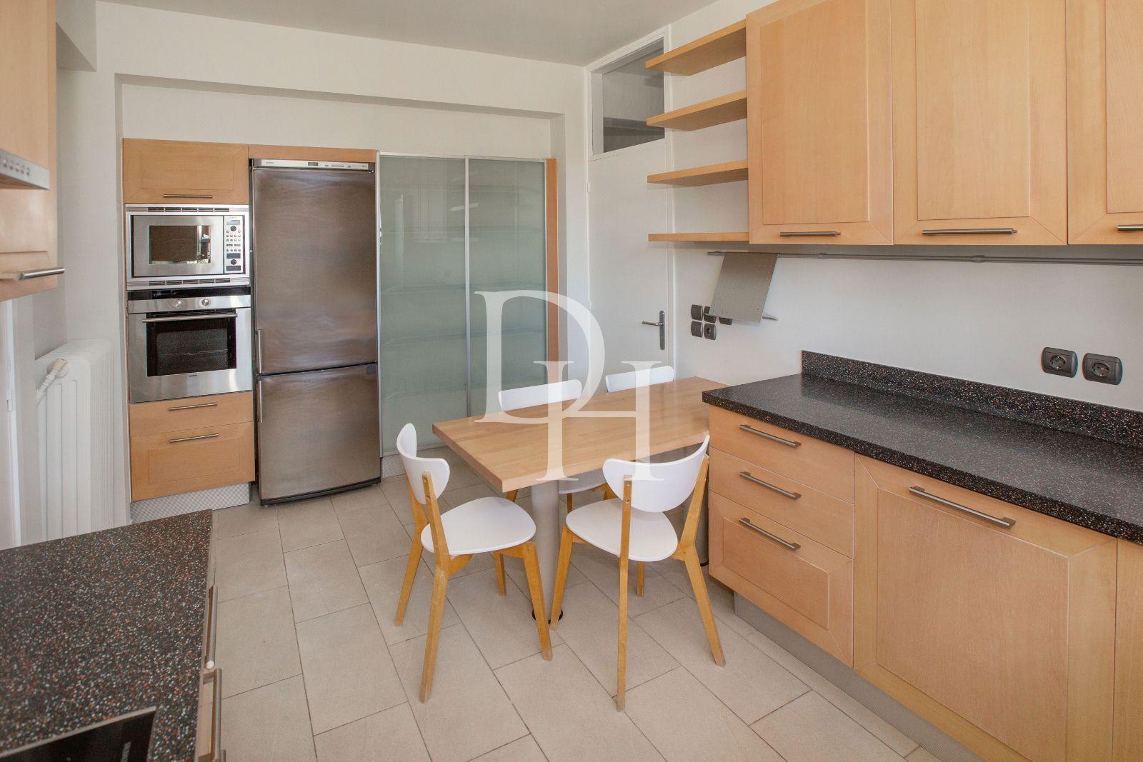 Apartments in Vulagmeni , Greece, 193m2 - for 900&nbsp;000€ - Ref: 62456 photo 6