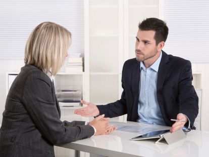Consultation with a Lawyer (ID:9309)