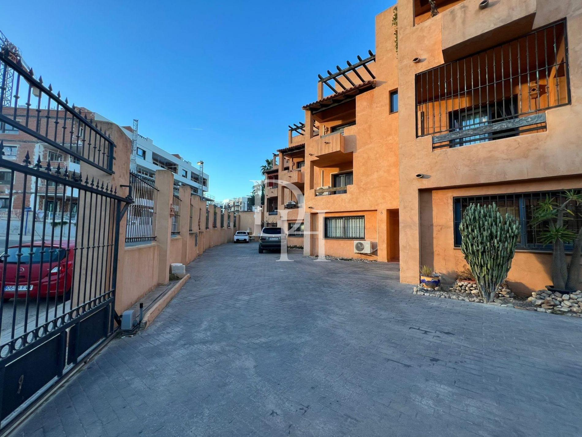 Дом / Вилла, Испания, регион Валенсия, Торревьеха, 299 900 € фото 5