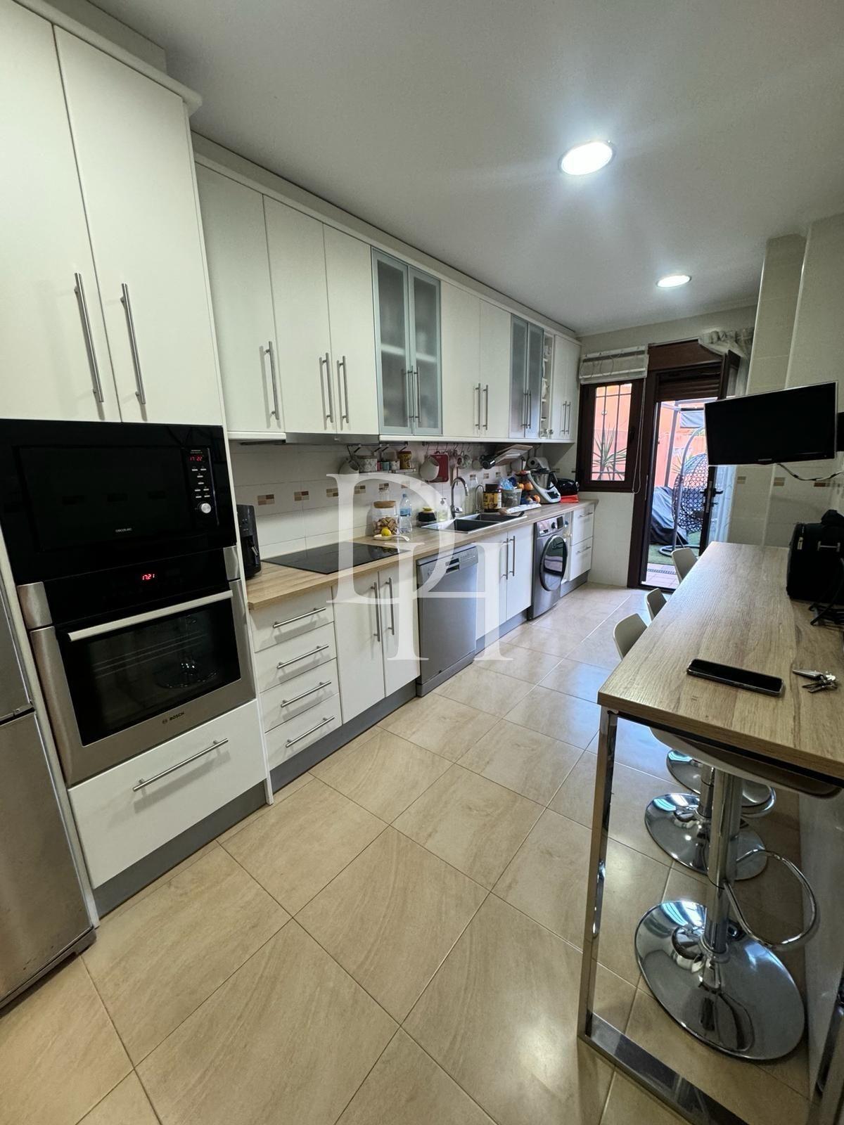 Дом / Вилла, Испания, регион Валенсия, Торревьеха, 369 000 € фото 3