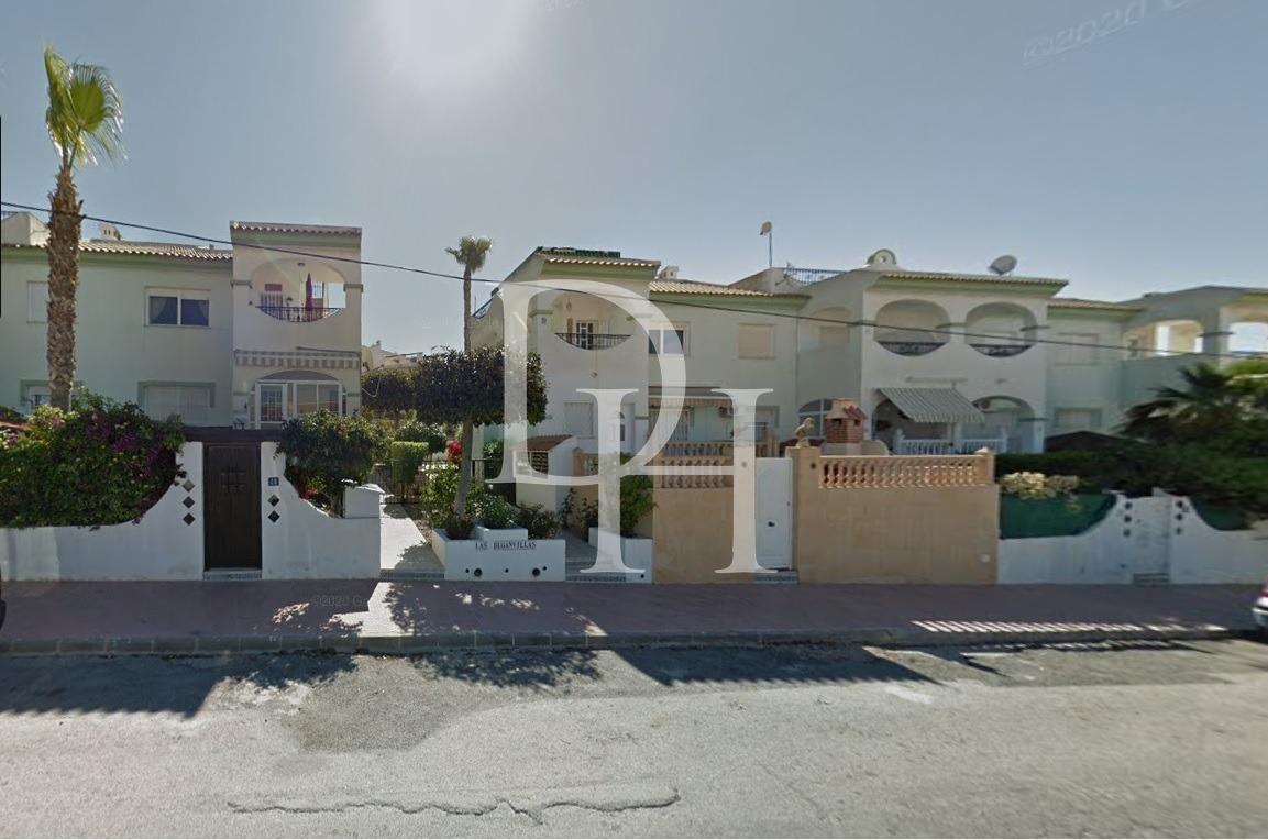 Дом / Таунхаус, Испания, регион Валенсия, Торревьеха, 115 900 € фото 1