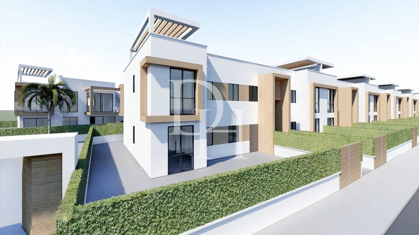 Дом / Таунхаус, Испания, регион Валенсия, Торревьеха, 246 500 € фото 1