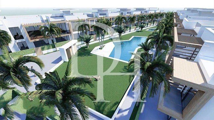 Дом / Таунхаус, Испания, регион Валенсия, Торревьеха, 246 500 € фото 3