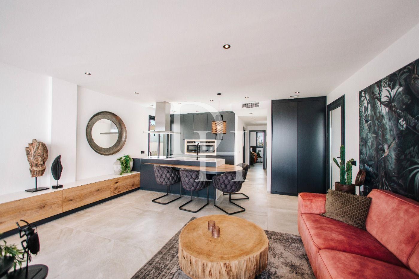 Дом / Таунхаус, Испания, регион Валенсия, Торревьеха, 599 000 € фото 7