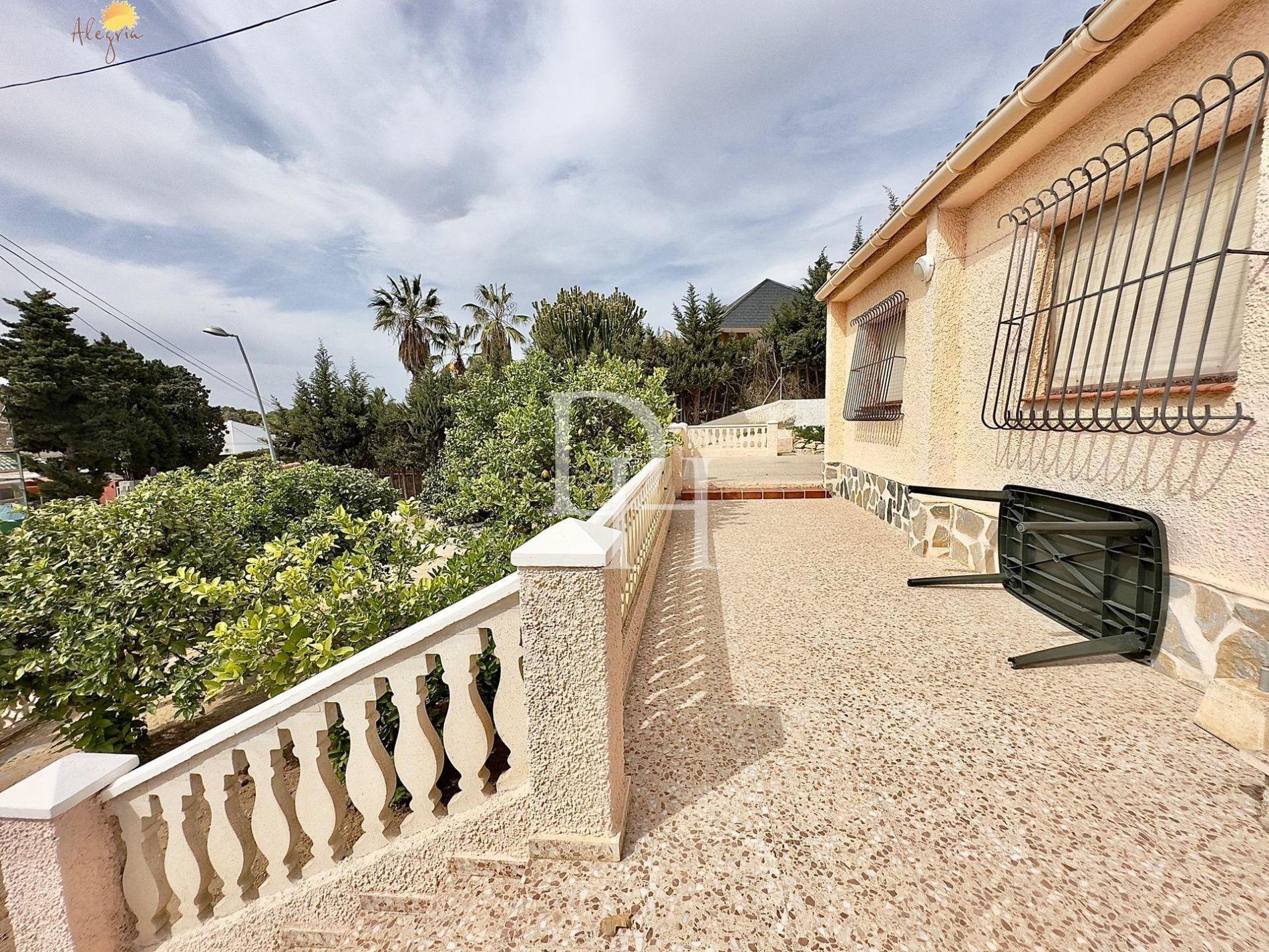 Дом / Вилла, Испания, регион Валенсия, Торревьеха, 229 900 € фото 4