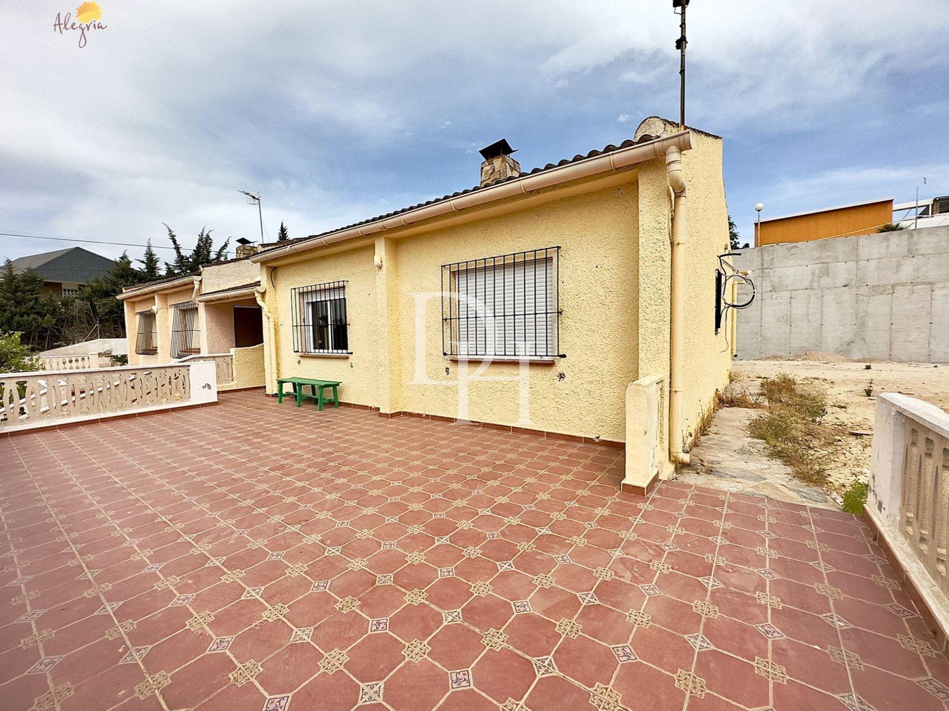 Дом / Вилла, Испания, регион Валенсия, Торревьеха, 239 900 € фото 3
