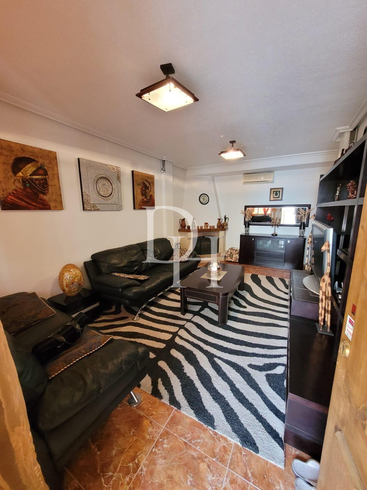 Дом / Таунхаус, Испания, регион Валенсия, Торревьеха, 126 900 € фото 7
