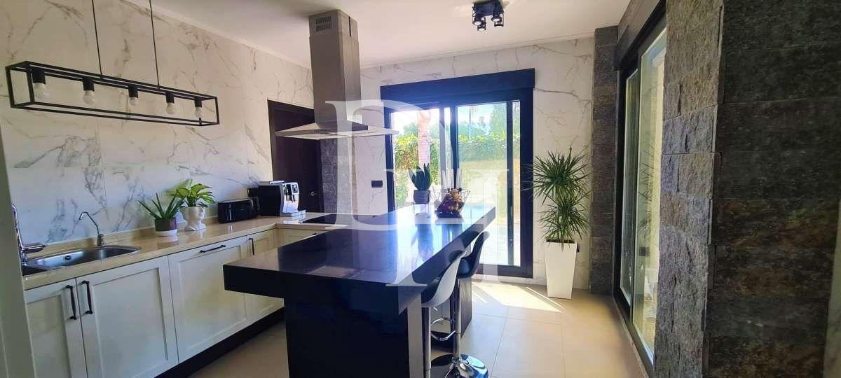 House / Villa, Spain, Valencia region, Calpe, 800 000 € photo 14