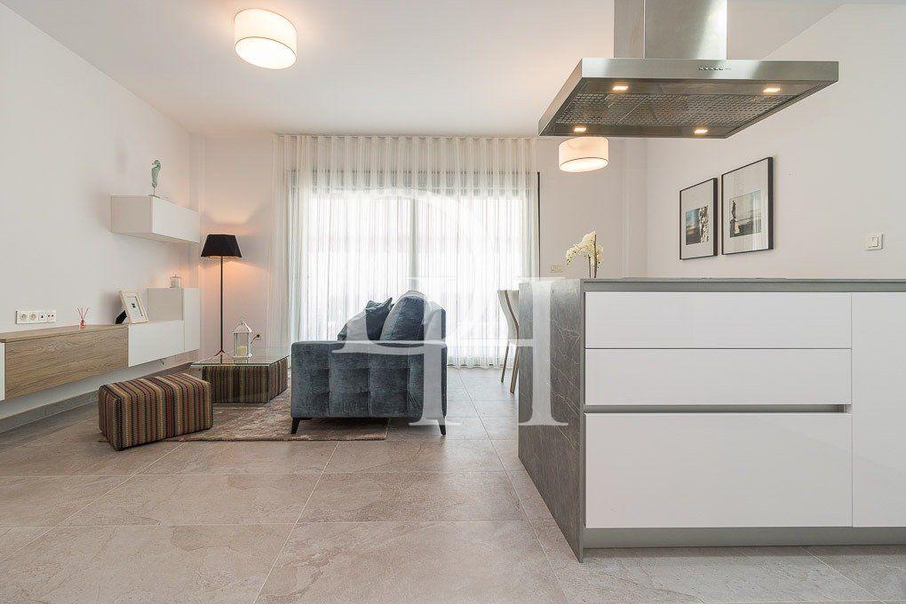 Дом / Таунхаус, Испания, регион Валенсия, Торревьеха, 295 000 € фото 7