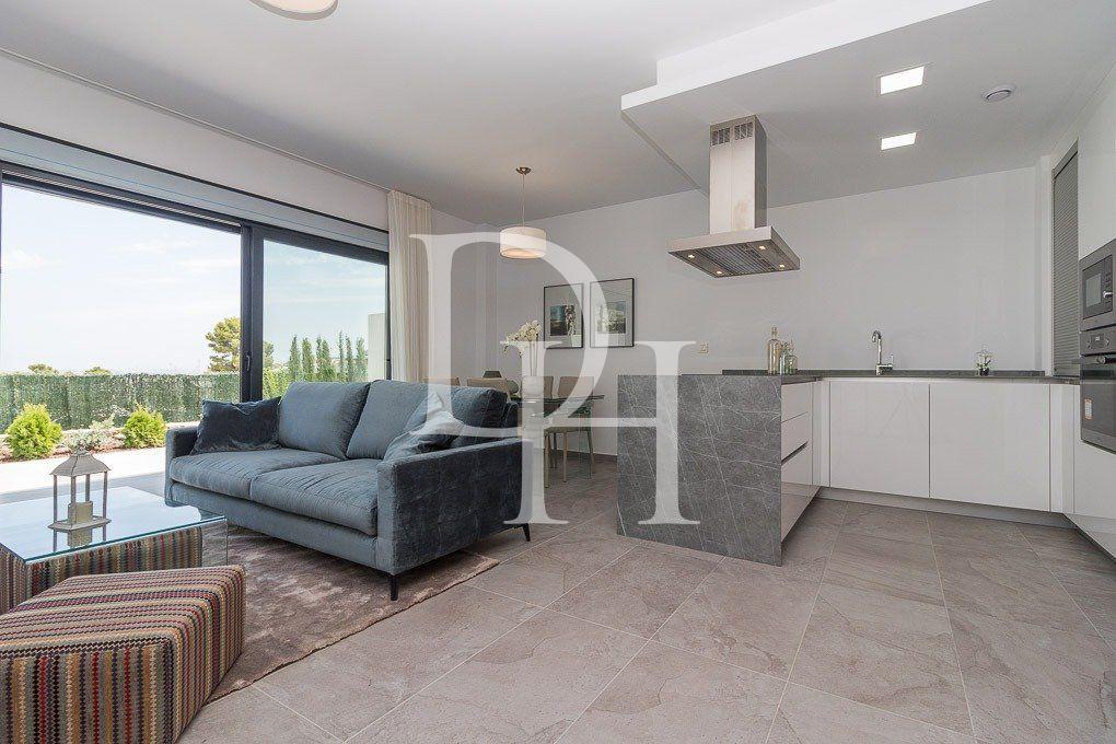 Дом / Таунхаус, Испания, регион Валенсия, Торревьеха, 295 000 € фото 8
