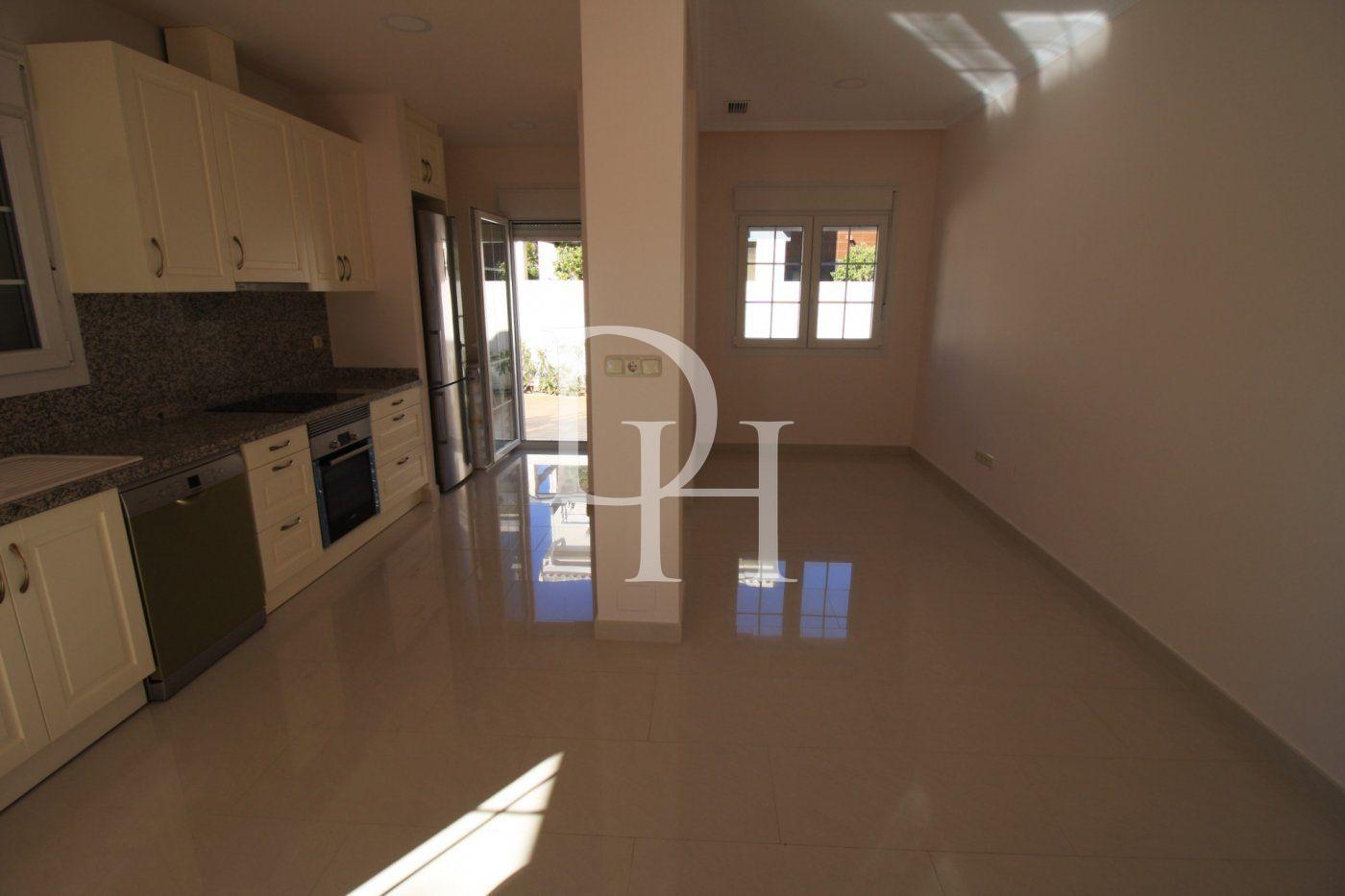 Дом / Вилла, Испания, регион Валенсия, Торревьеха, 990 000 € фото 13