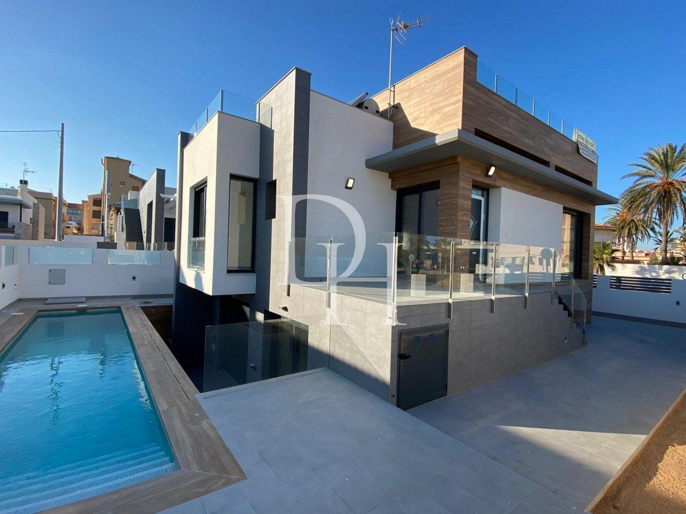 Дом / Вилла, Испания, регион Валенсия, Торревьеха, 940 000 € фото 1