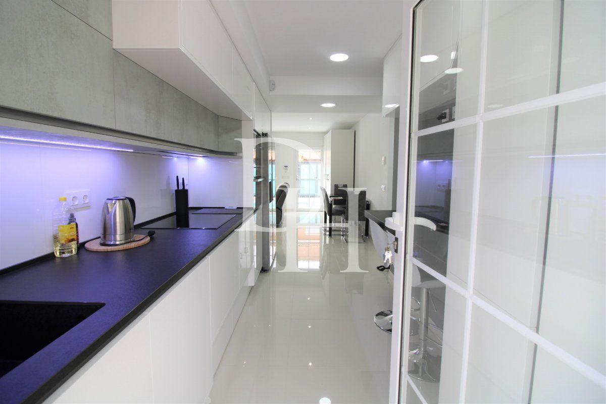 Дом / Таунхаус, Испания, регион Валенсия, Торревьеха, 349 900 € фото 13