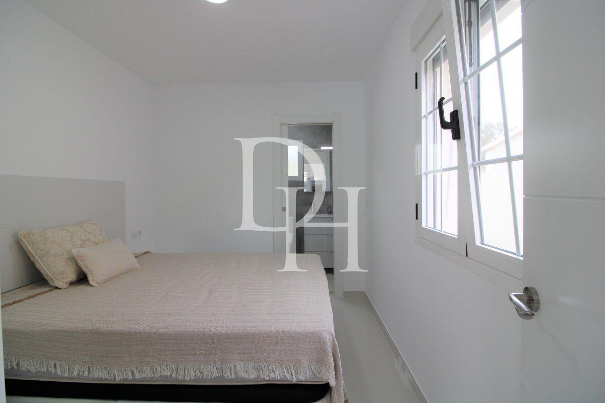 Дом / Таунхаус, Испания, регион Валенсия, Торревьеха, 349 900 € фото 14