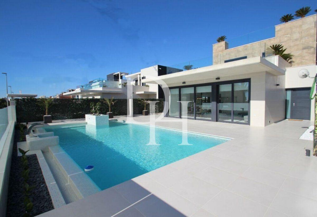 Дом / Вилла, Испания, регион Валенсия, Торревьеха, 749 000 € фото 6