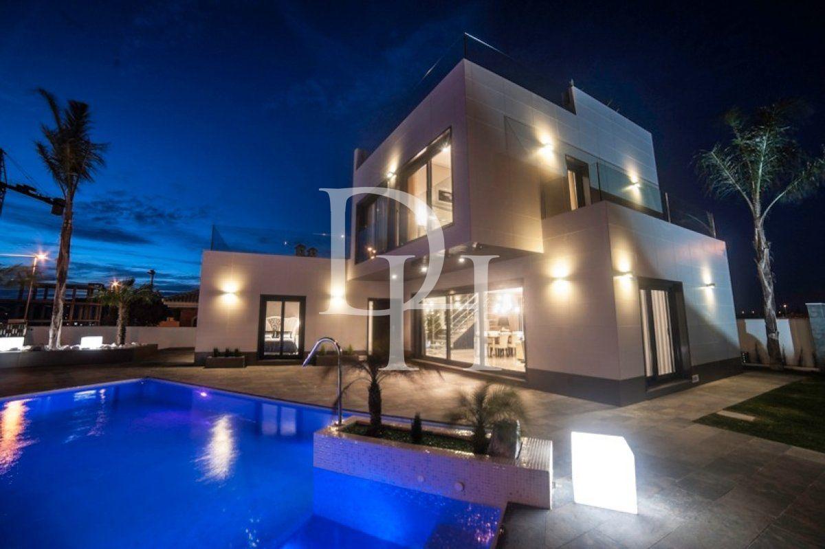 Дом / Вилла, Испания, регион Валенсия, Торревьеха, 749 000 € фото 11