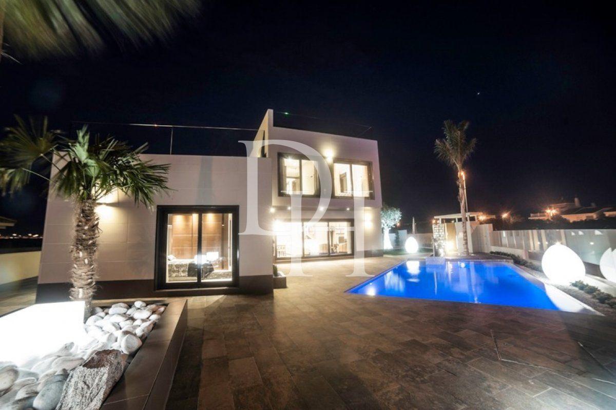 Дом / Вилла, Испания, регион Валенсия, Торревьеха, 749 000 € фото 8