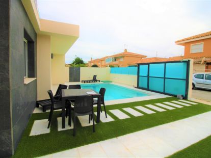 Дом / Таунхаус, Испания, регион Валенсия, Торревьеха, 349 900 € фото 4