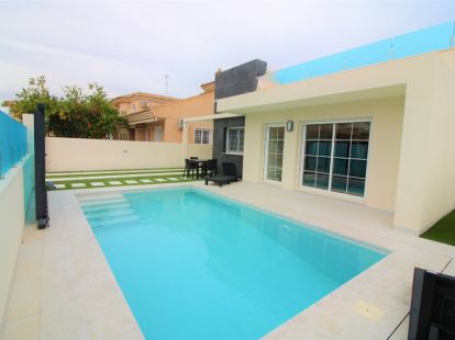 Дом / Таунхаус, Испания, регион Валенсия, Торревьеха, 349 900 € фото 5