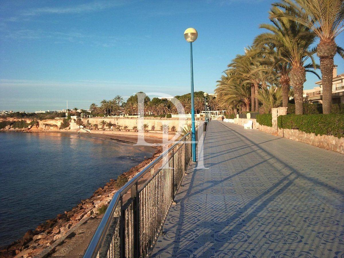 Дом / Вилла, Испания, регион Валенсия, Торревьеха, 675 000 € фото 13