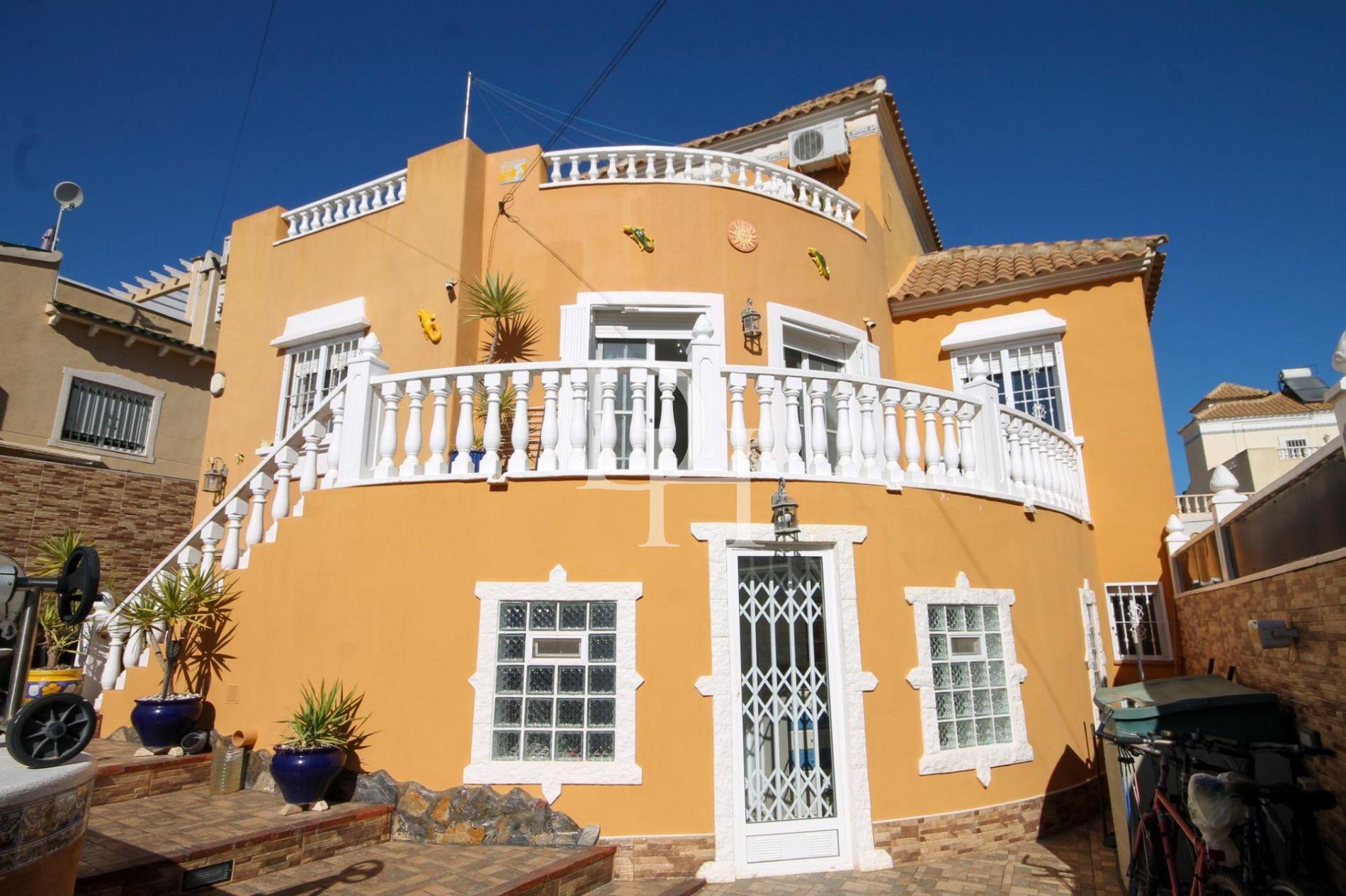 Дом / Вилла, Испания, регион Валенсия, Торревьеха, 305 000 € фото 2