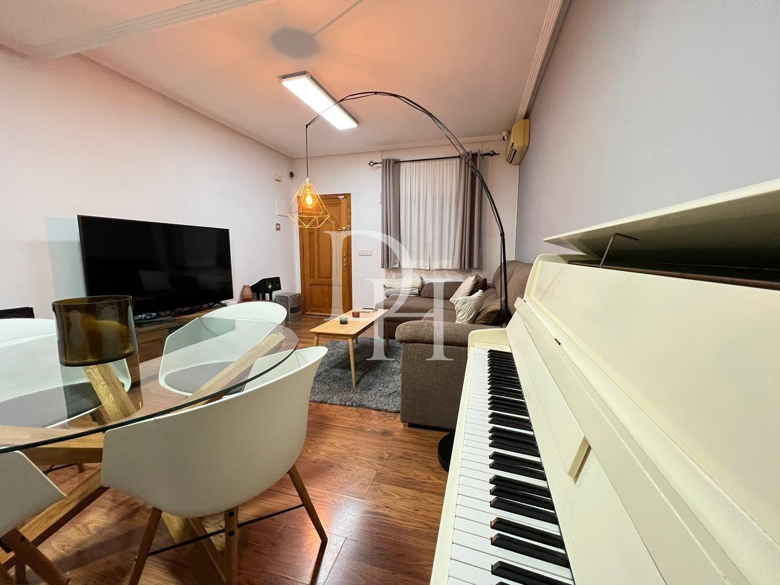 Дом / Таунхаус, Испания, регион Валенсия, Торревьеха, 185 000 € фото 1