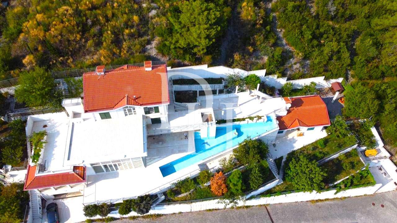 Коммерческая, Черногория, О. Херцег-Нови, Герцег-Нови, 1 500 000 € фото 1