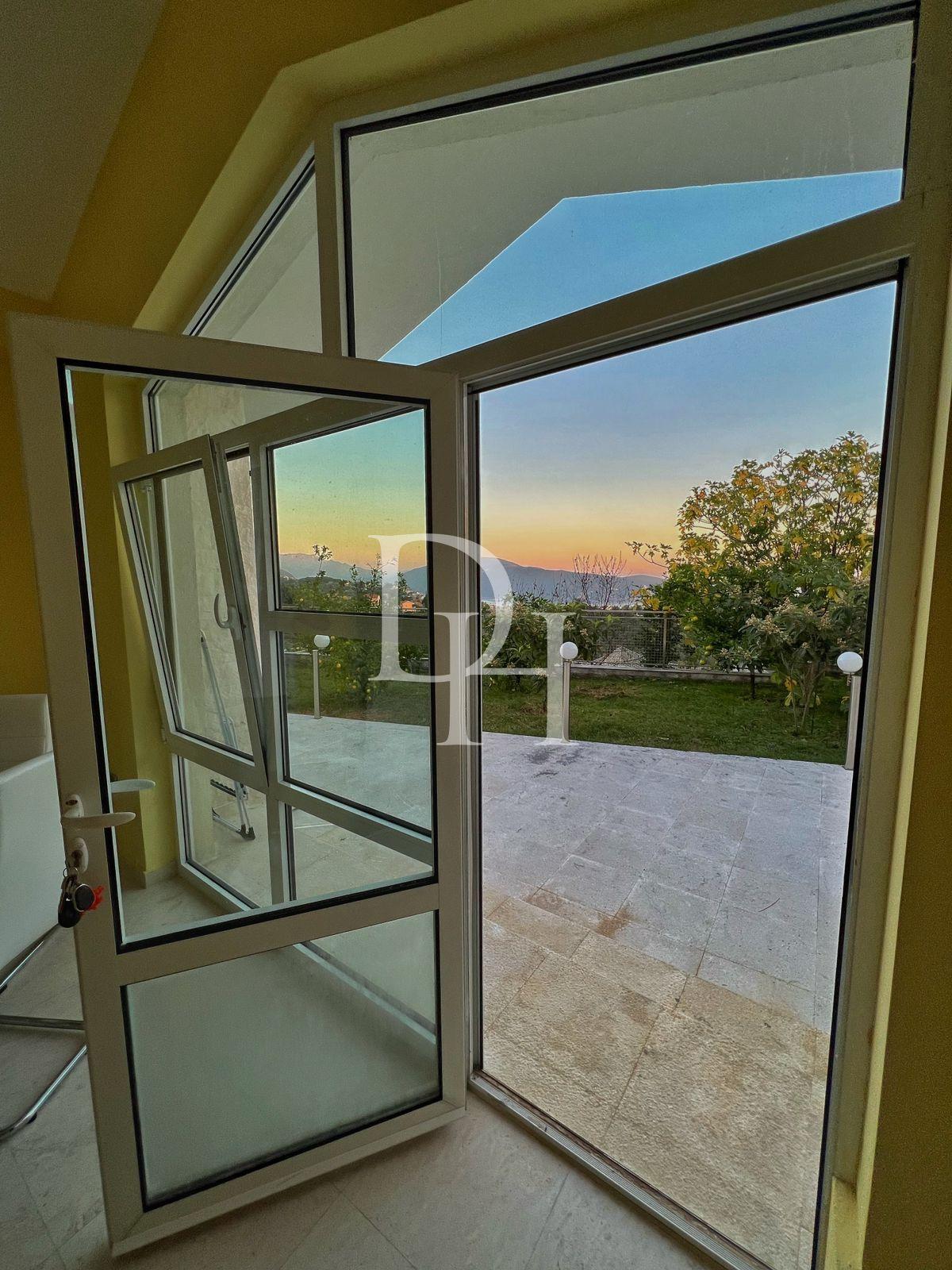 Коммерческая, Черногория, О. Херцег-Нови, Герцег-Нови, 1 500 000 € фото 3