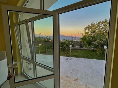 Коммерческая, Черногория, О. Херцег-Нови, Герцег-Нови, 1 500 000 € фото 3