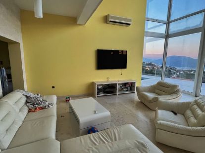 Коммерческая, Черногория, О. Херцег-Нови, Герцег-Нови, 1 500 000 € фото 9