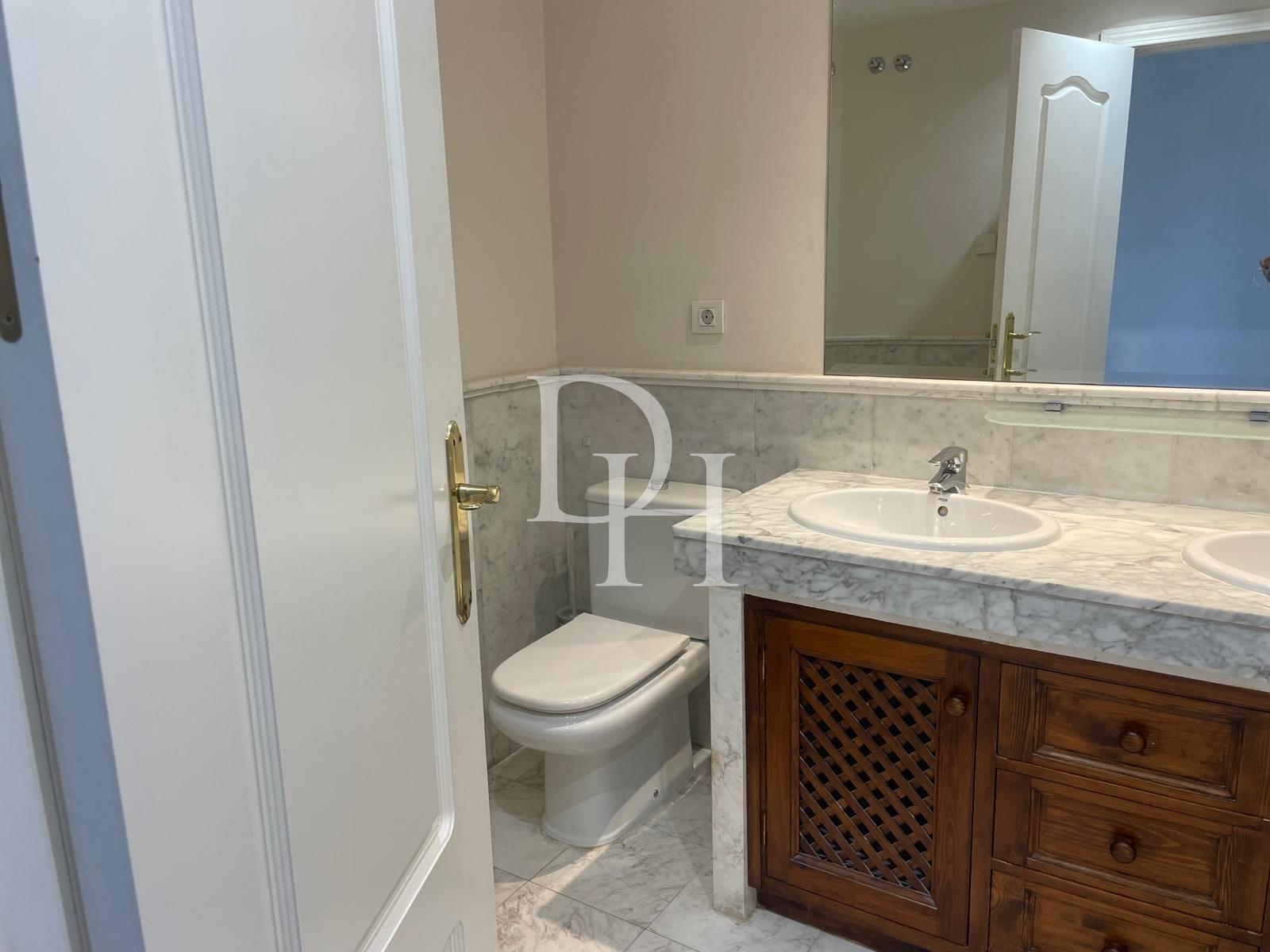 Апартаменти / Пентхаус, Іспанія, Андалусія, Марбелья, 599 000 € фото 19