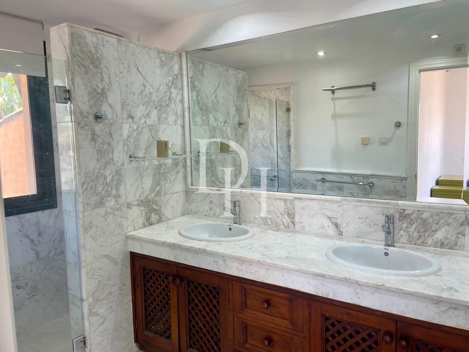 Апартаменти / Пентхаус, Іспанія, Андалусія, Марбелья, 599 000 € фото 27