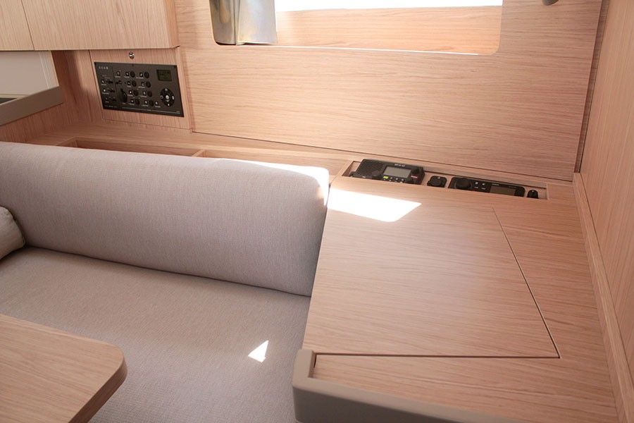 Аренда яхты - Beneteau Oceanis 41.1 на Майорке - 750€ - Ref: 9707 фото 13