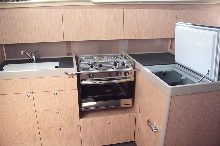 Аренда яхты - Beneteau Oceanis 41.1 на Майорке - 750€ - Ref: 9707 фото 15