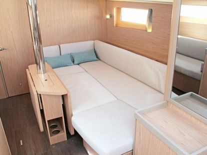 Аренда яхты - Beneteau Oceanis 41.1 на Майорке - 750€ - Ref: 9707 фото 12