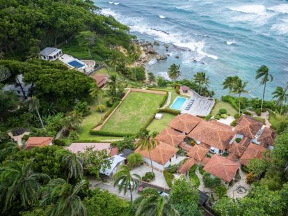 Villa in Cabrera, Dominican Republic for 1 500 000$ (ID:65397)