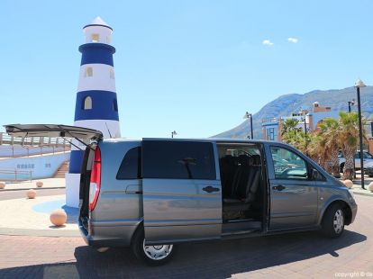 transfer from the airport to La Marina (ID:9737)