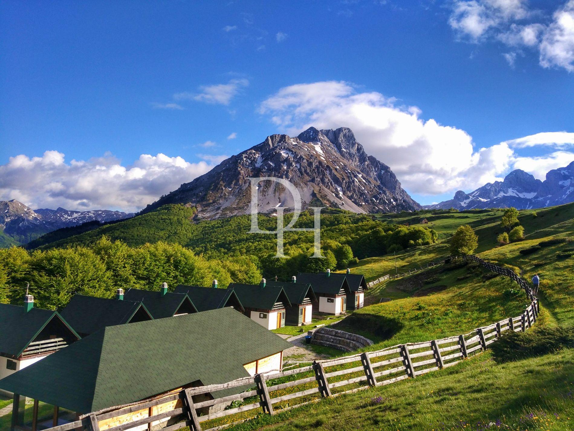 Земля, Чорногорія, О. Жабляк, Жабляк, 124 960 € фото 1