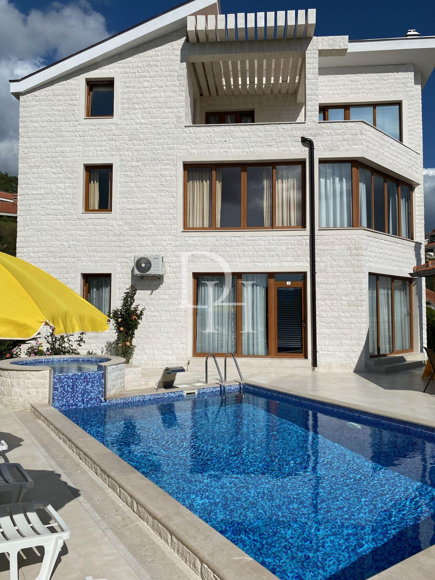 Коммерческая / Отель, Черногория, О. Херцег-Нови, Герцег-Нови, 700 000 € фото 11
