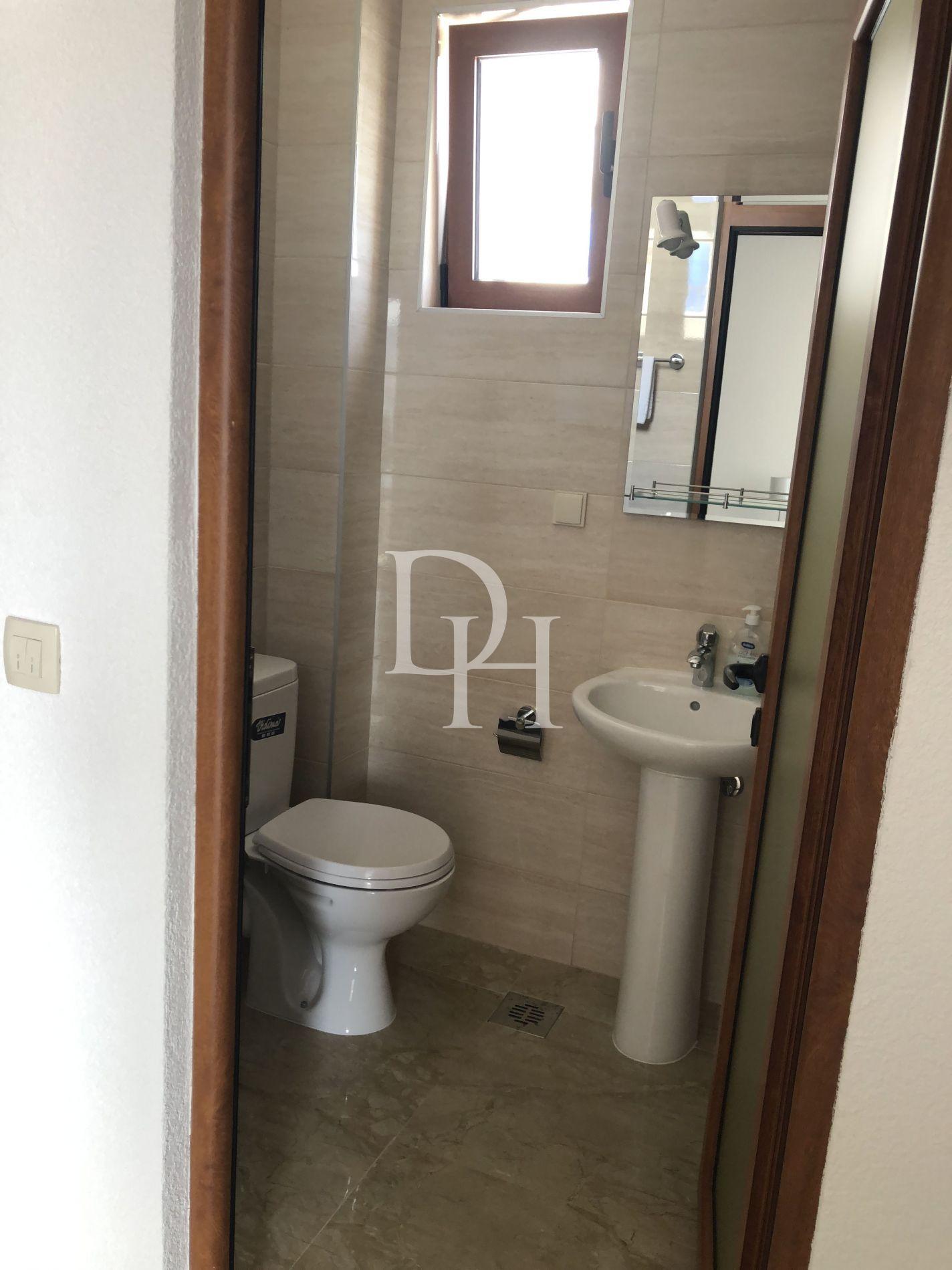 Коммерческая / Отель, Черногория, О. Херцег-Нови, Герцег-Нови, 700 000 € фото 8