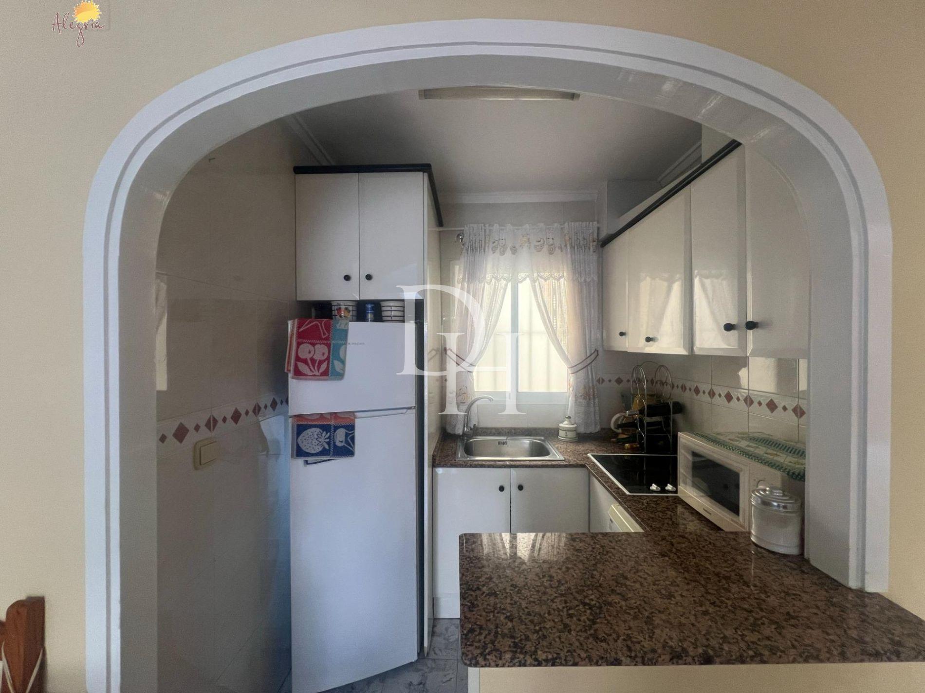 Апартаменты, Испания, регион Валенсия, Торревьеха, 129 900 € фото 12