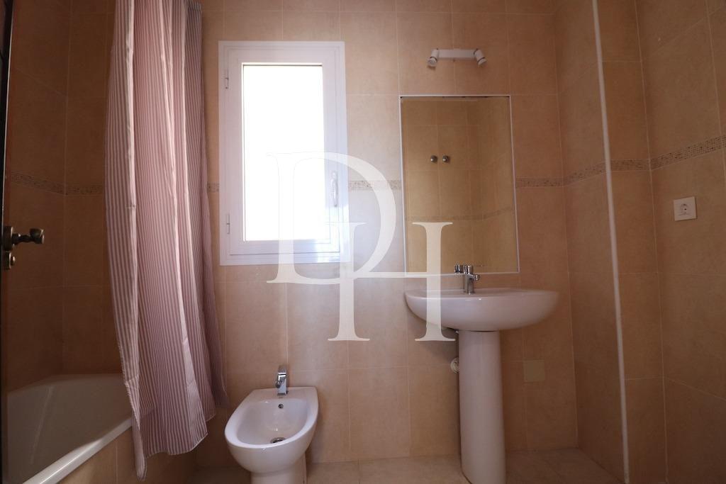 House / Townhouse, Spain, Valencia region, Torrevieja, 235 000 € photo 13