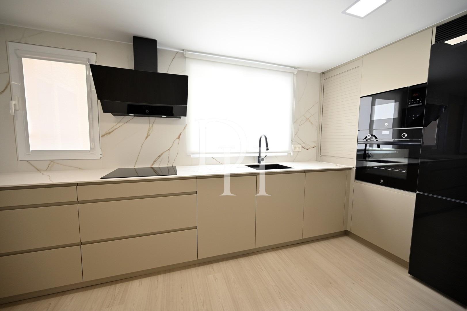 Апартаменты, Испания, регион Валенсия, Торревьеха, 520 000 € фото 4