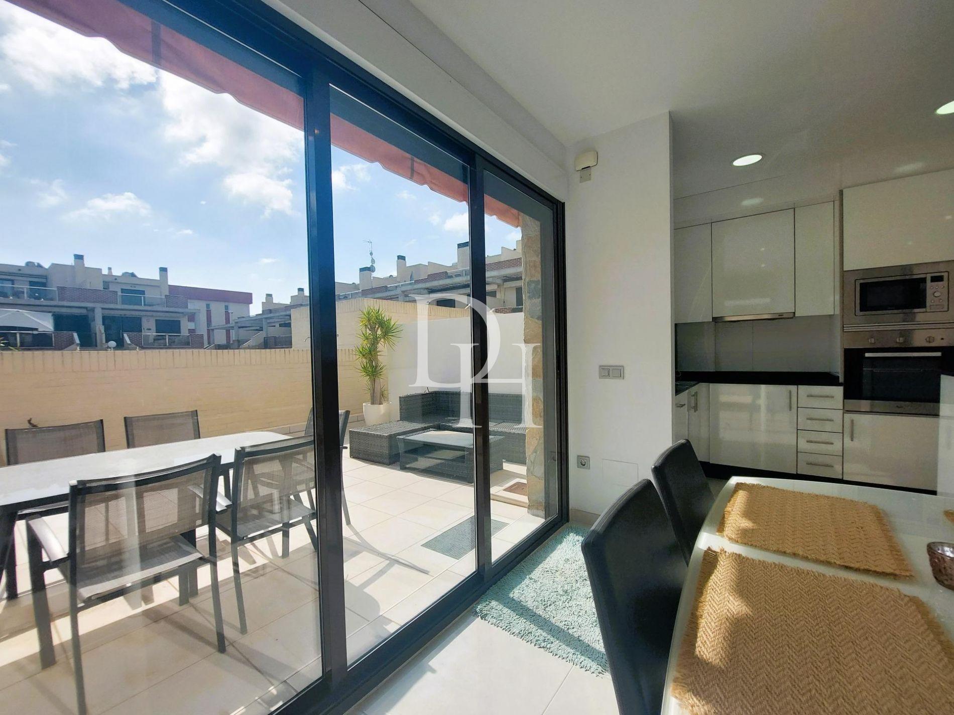 Дом / Таунхаус, Испания, регион Валенсия, Торревьеха, 279 000 € фото 7