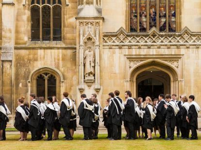 Selection of schools and universities (ID:9860)