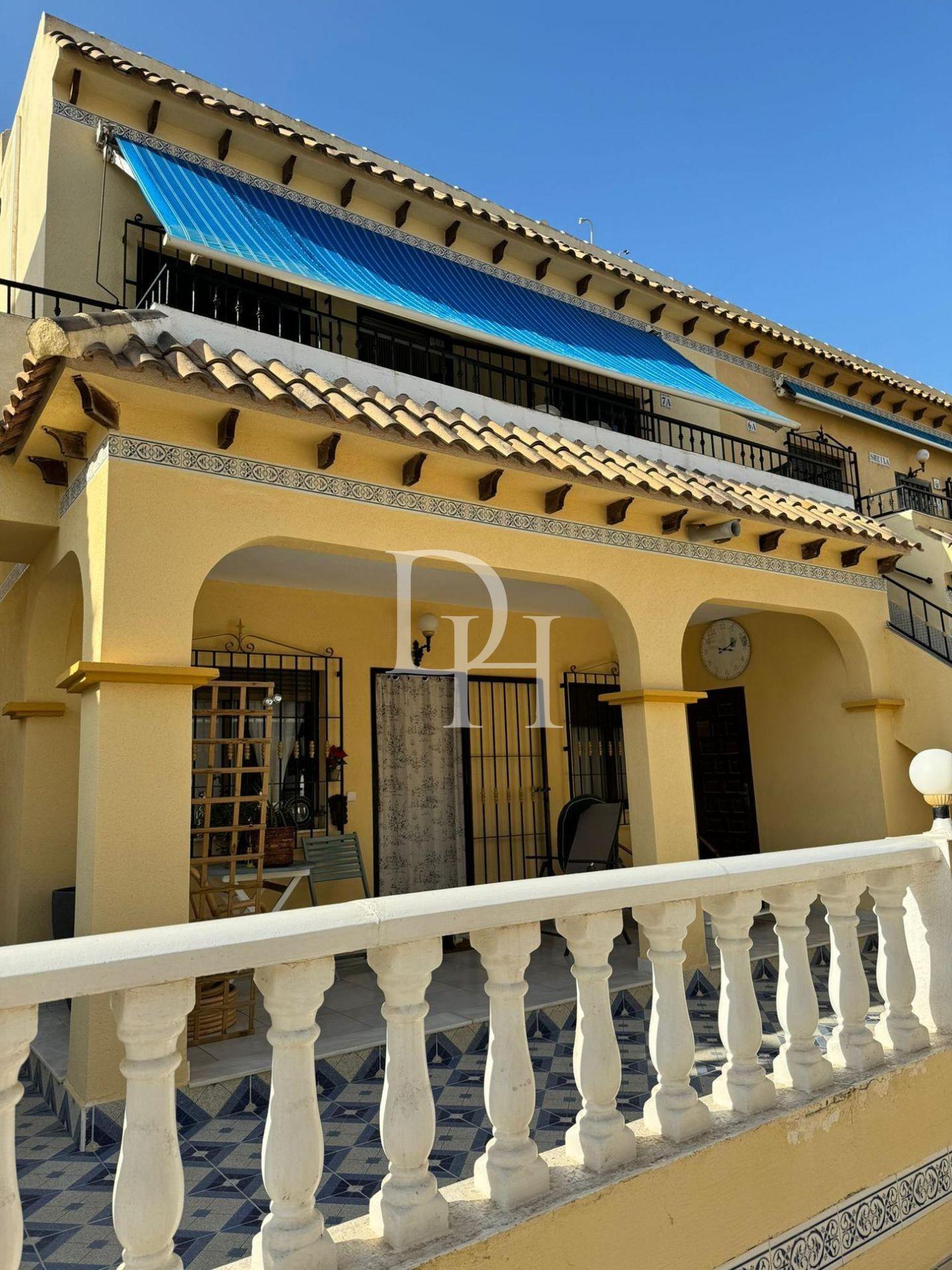 Дом / Таунхаус, Испания, регион Валенсия, Торревьеха, 144 000 € фото 1